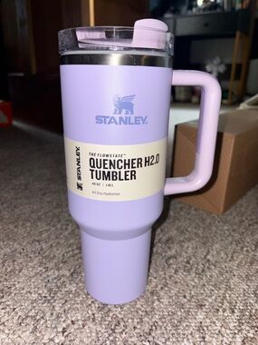 Stanley Lavender Quencher H2.0 Tumbler with Handle40 ox